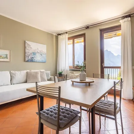 Iseolakerental - Riva House * Riva di Solto