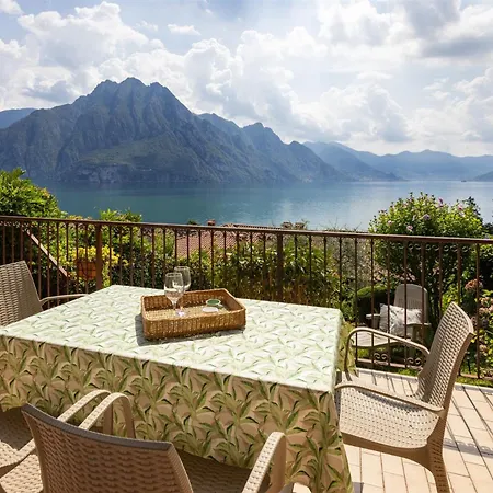Iseolakerental - Riva House Apartman Riva di Solto
